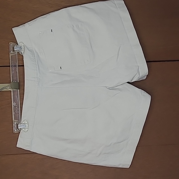 VF Jeans Wear khaki cotton & spandex shorts 14 - Picture 2 of 5